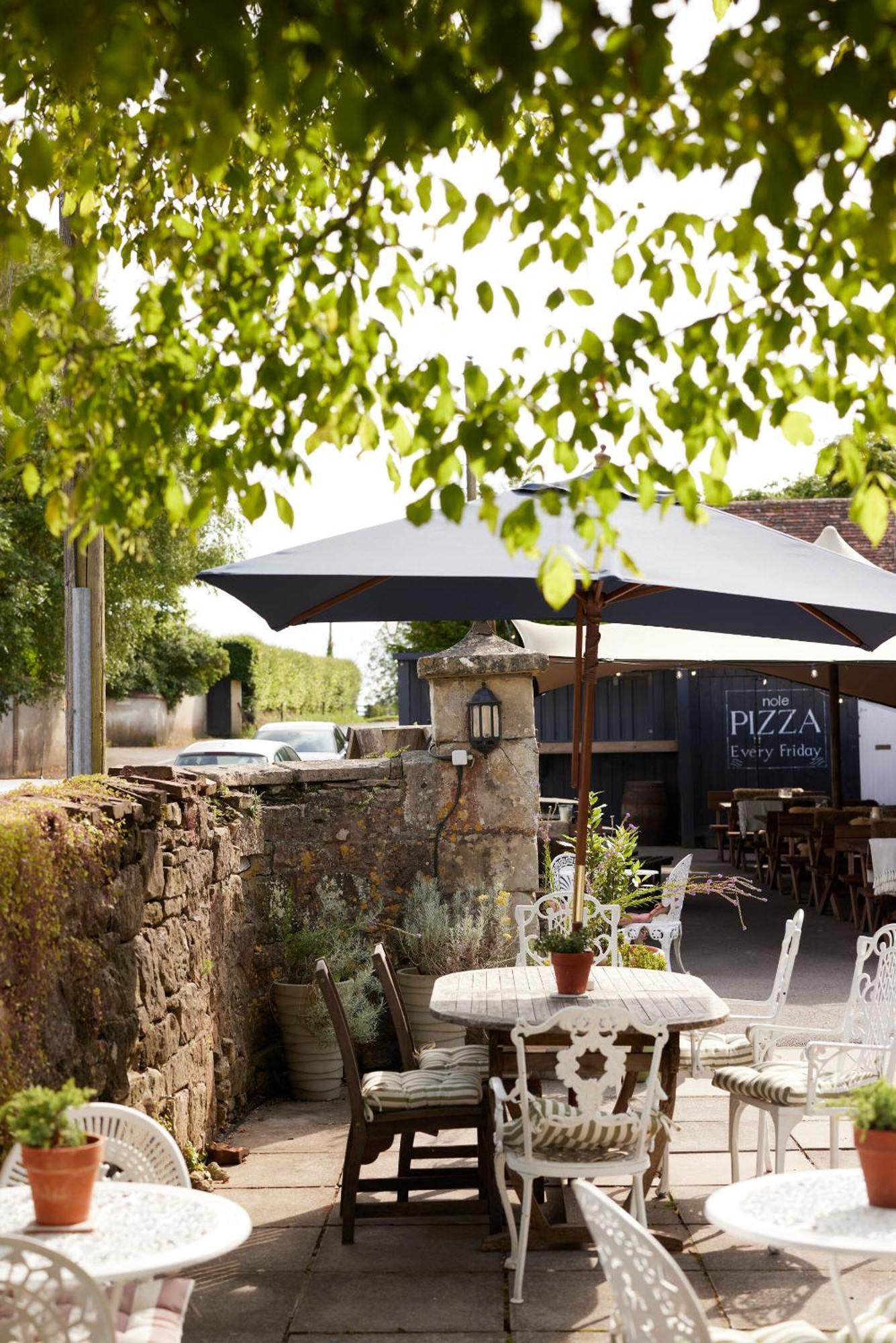 The Grosvenor Arms Ξενοδοχείο Hindon Εξωτερικό φωτογραφία